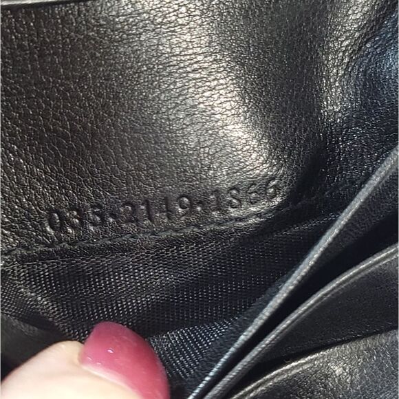 Authentic Gucci Black Lambskin Leather & Bamboo Compact Wallet - Picture 16 of 17
